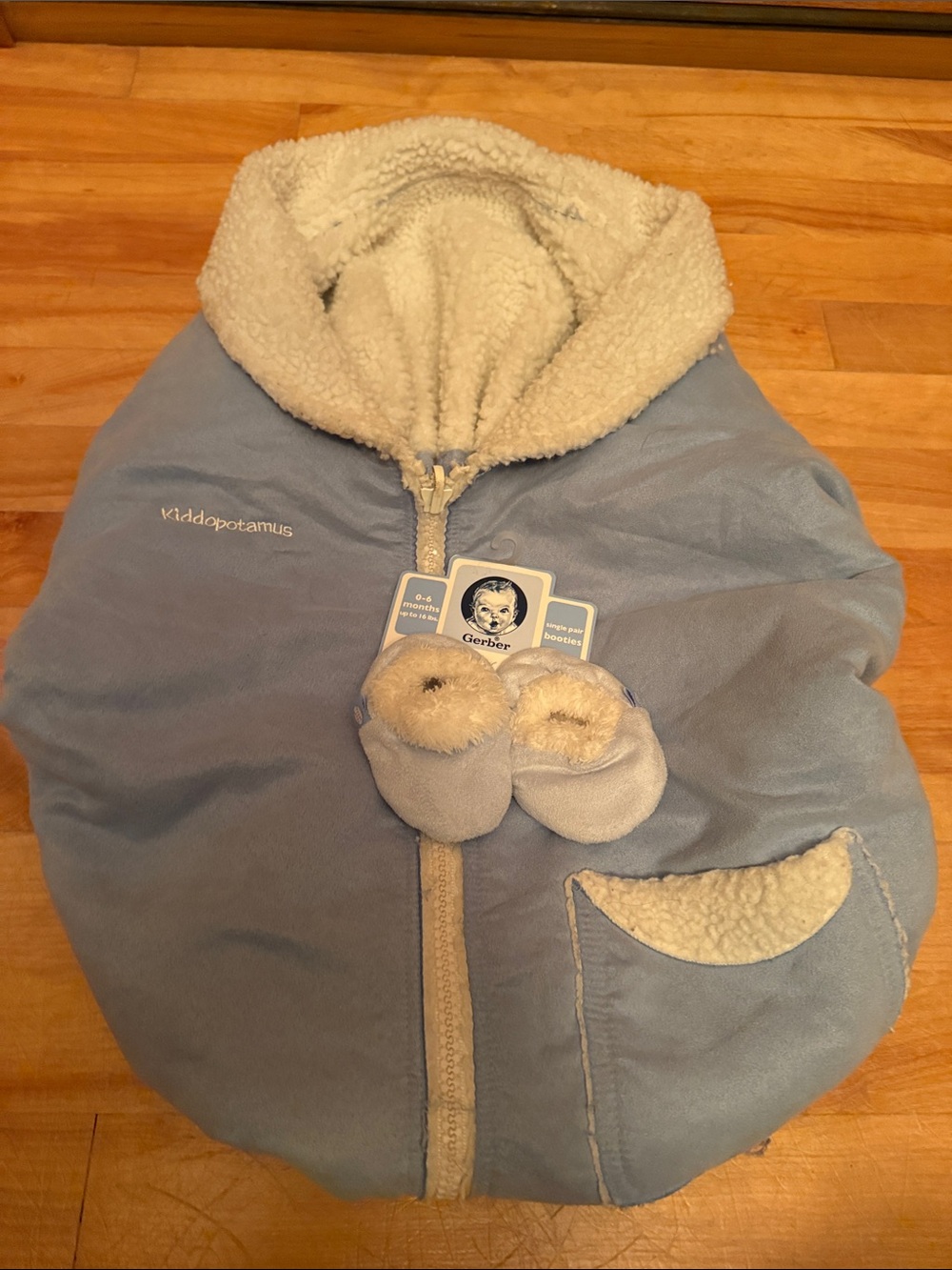 Kiddopotamus Sherpa-Lined Infant Car Seat Cover with Matching Booties